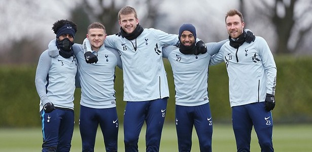 曼联U18客场7-0击败利物浦U18，15岁小将JJ-加布里埃尔戴帽