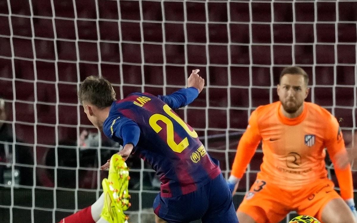 1.5亿买两个同水平的边角料中锋，曼联真是神人