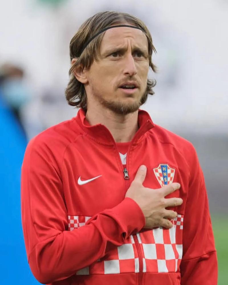 赫内斯谈拜仁明年目标：国内双冠王，在欧冠尽可能走远一些